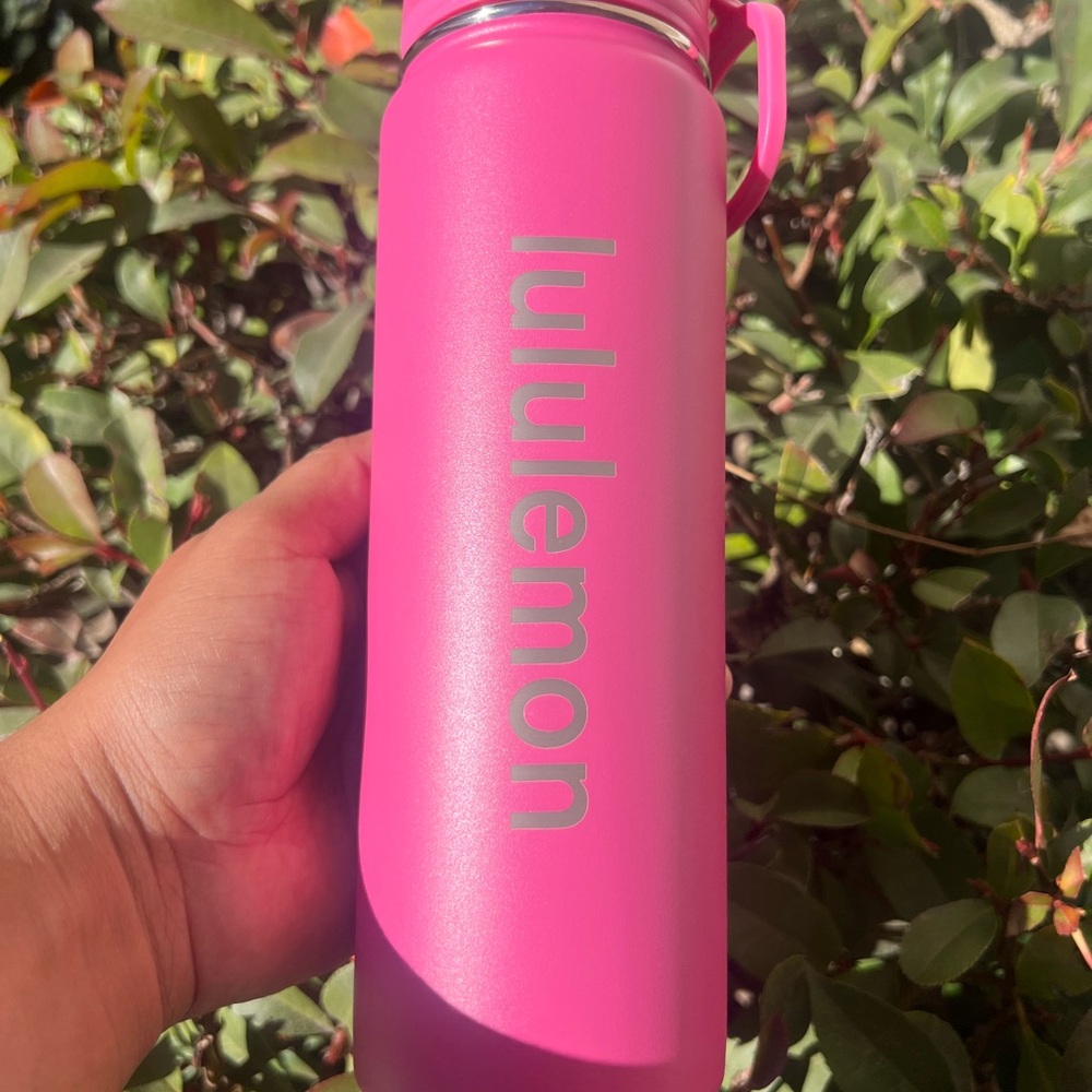 Lululemon 24oz Hot Pink Color Water Cup/Tumbler with Hello Kitty Engraving